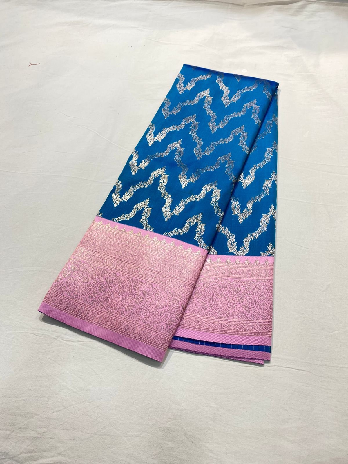 trendy gold zari sarees