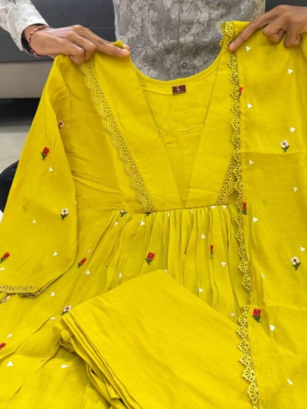 mul chanderi 3 piece set in yellow color